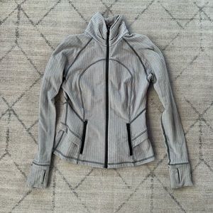 Lululemon hustle your bustle define jacket size 8 grey striped